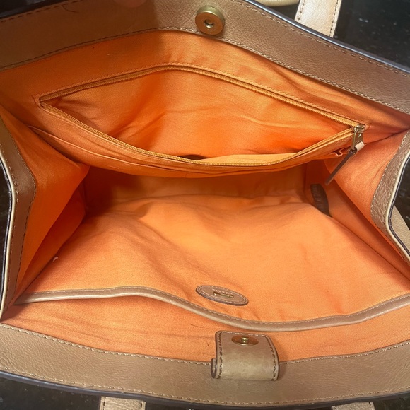 Fossil Knox Tote Shoulder Bag in Beige - Picture 8 of 9